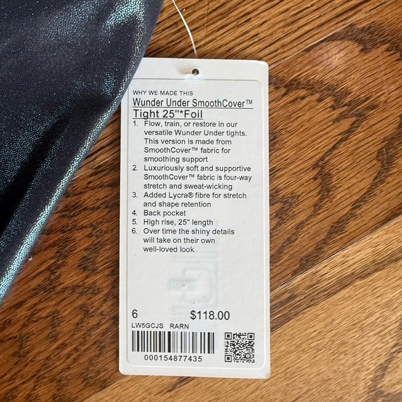 Shiny Black Leggings - Picture 3 of 3